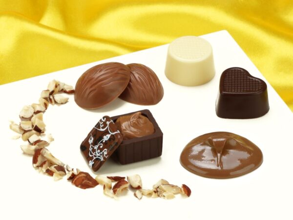 Hazelnut praline, 550g