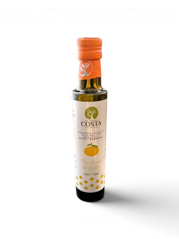 Extra virgin olive oil with mandarins